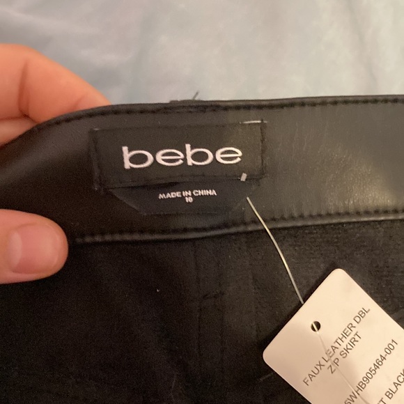 Bebe black faux leather dbl zip skirt - Picture 9 of 11